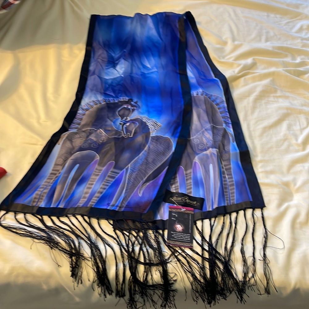 Beautiful Laurel Burch scarf